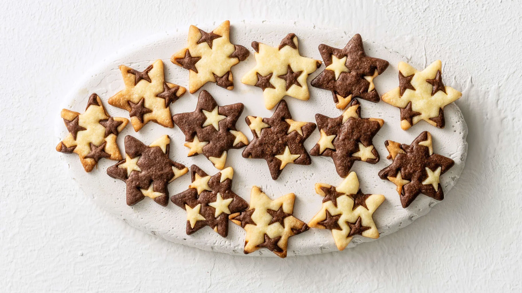 5. Du bist mein Star: Zweifarbige Schokoladensternguetzli