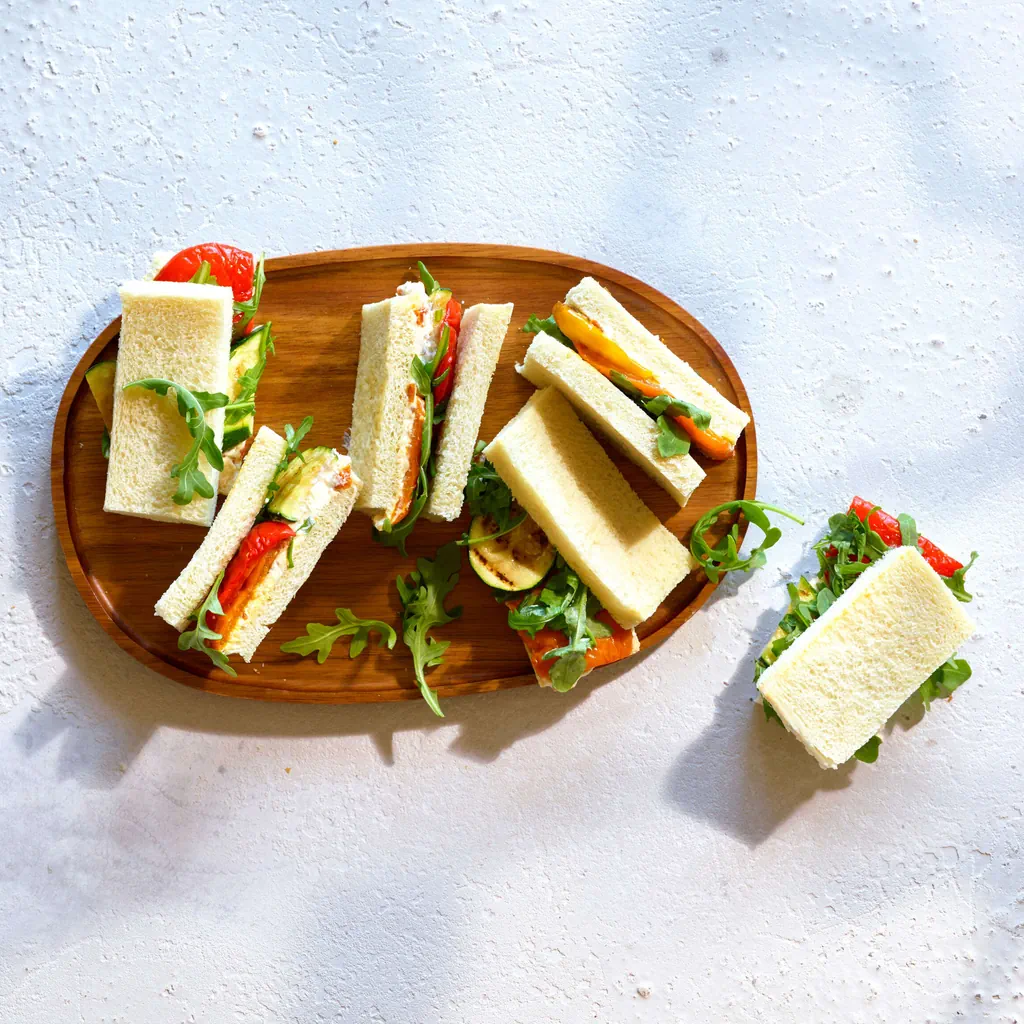 Tramezzini mit Grillgemüse und Ricotta