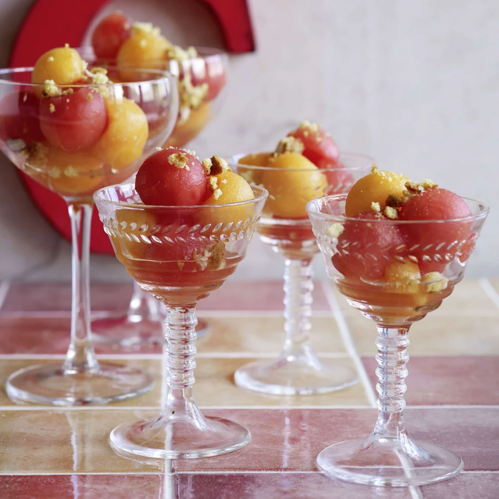 Marinierte Melonenkugeln mit Cantucci
