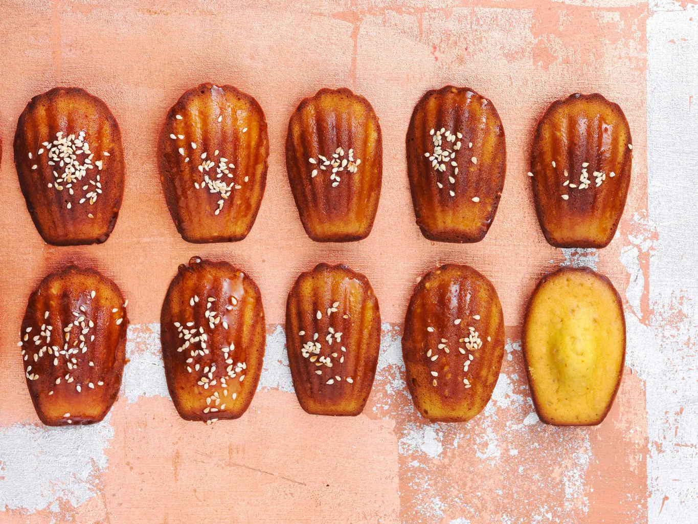 Sesam-Madeleines mit Honig