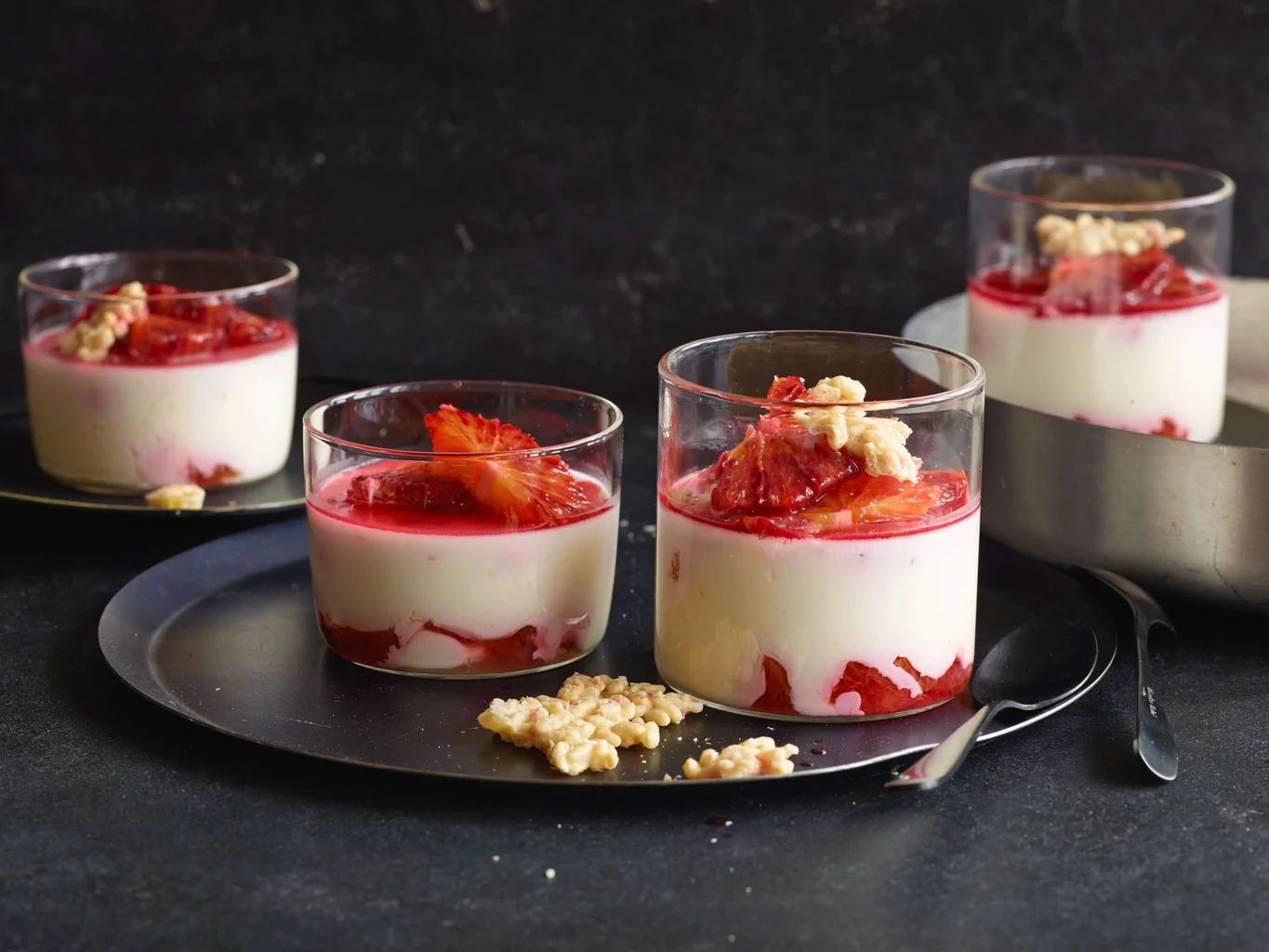 Panna cotta all'arancia con riso soffiato allo zenzero