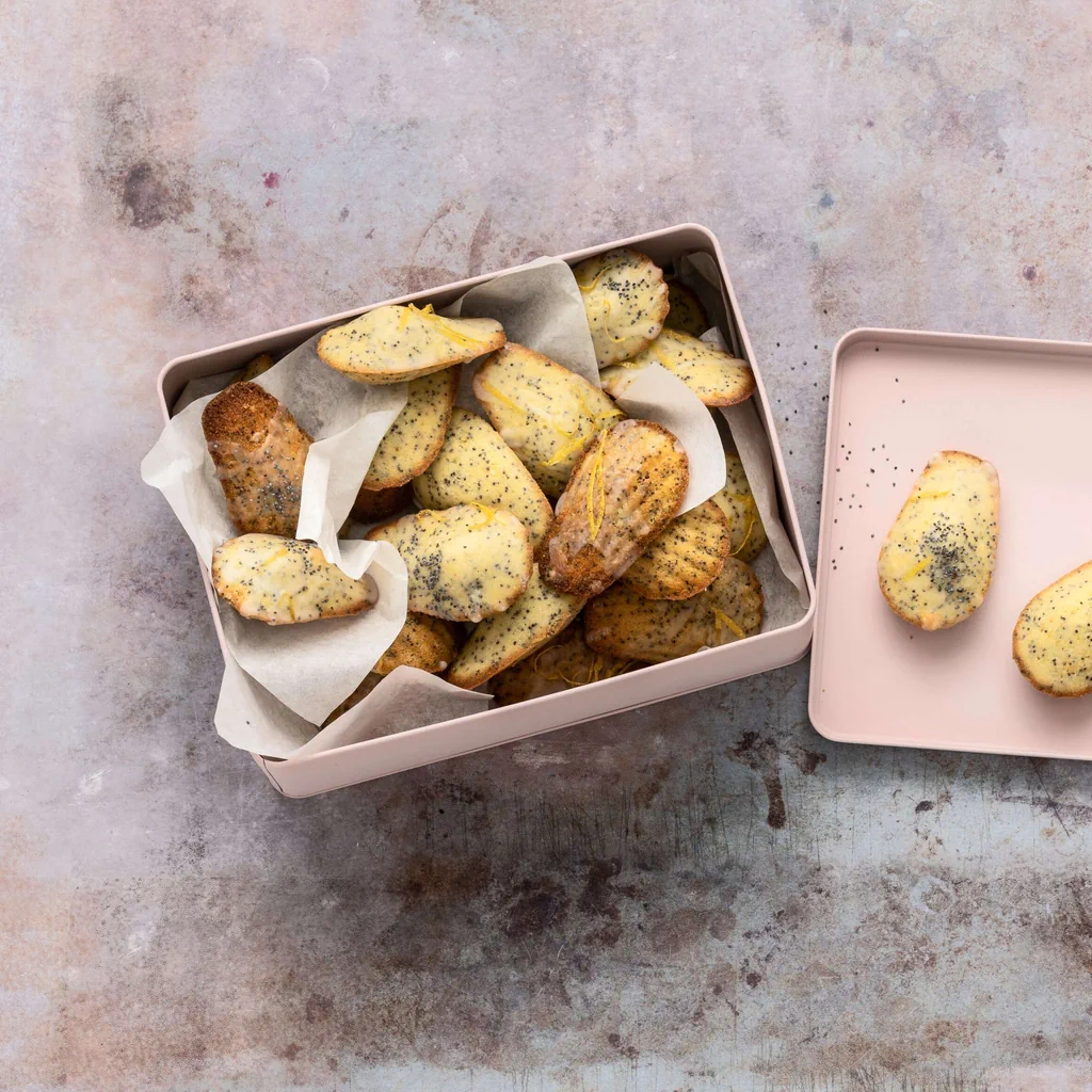Madeleines al limone e ai semi di papavero