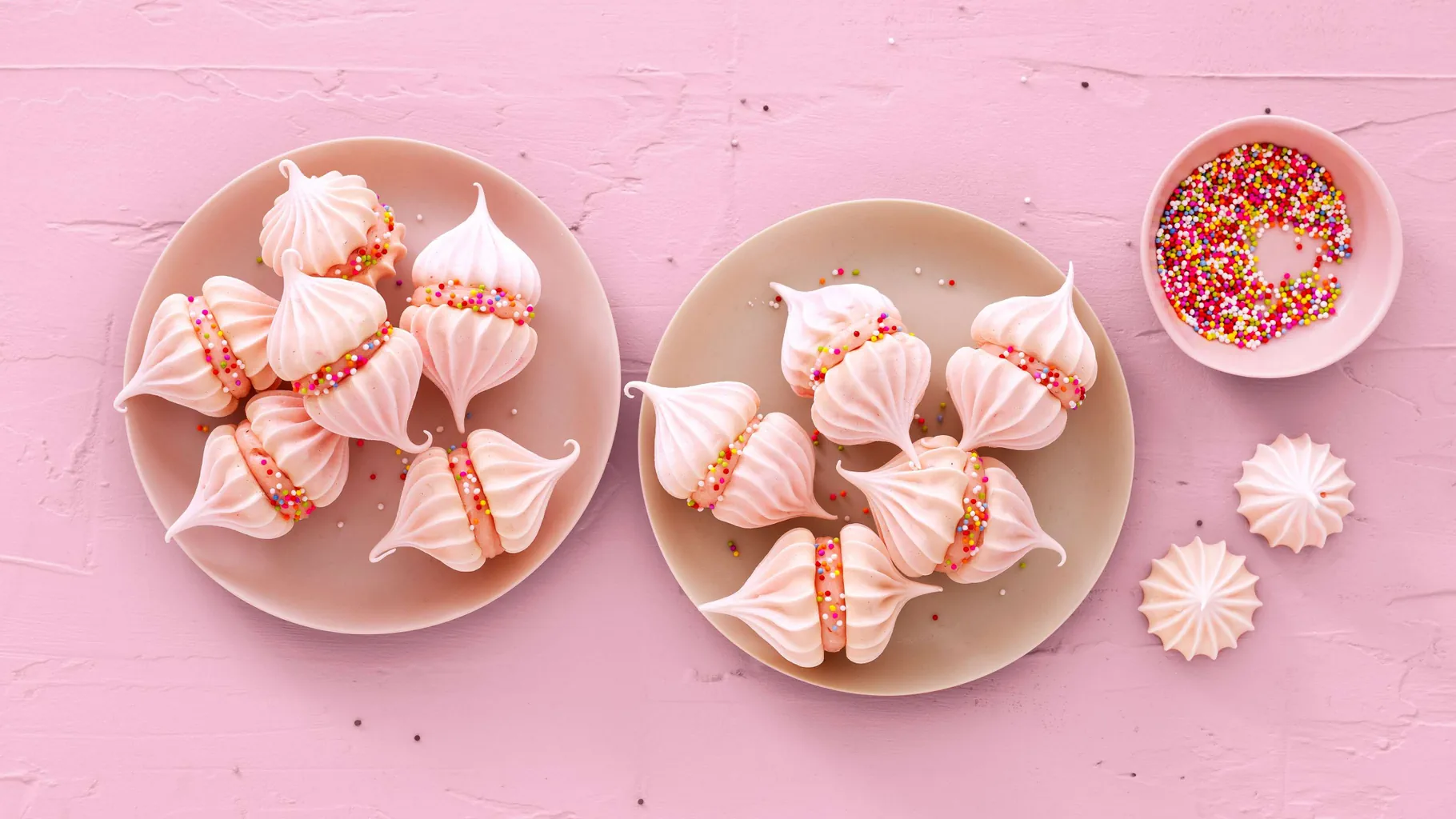 Rosa Schümli mit Buttercreme