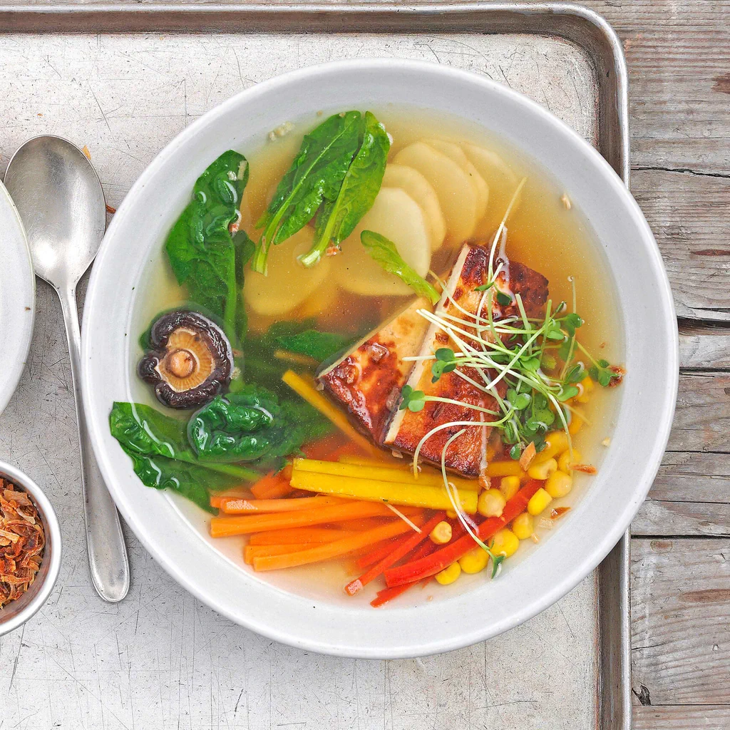Tofu-Gemüse-Suppe