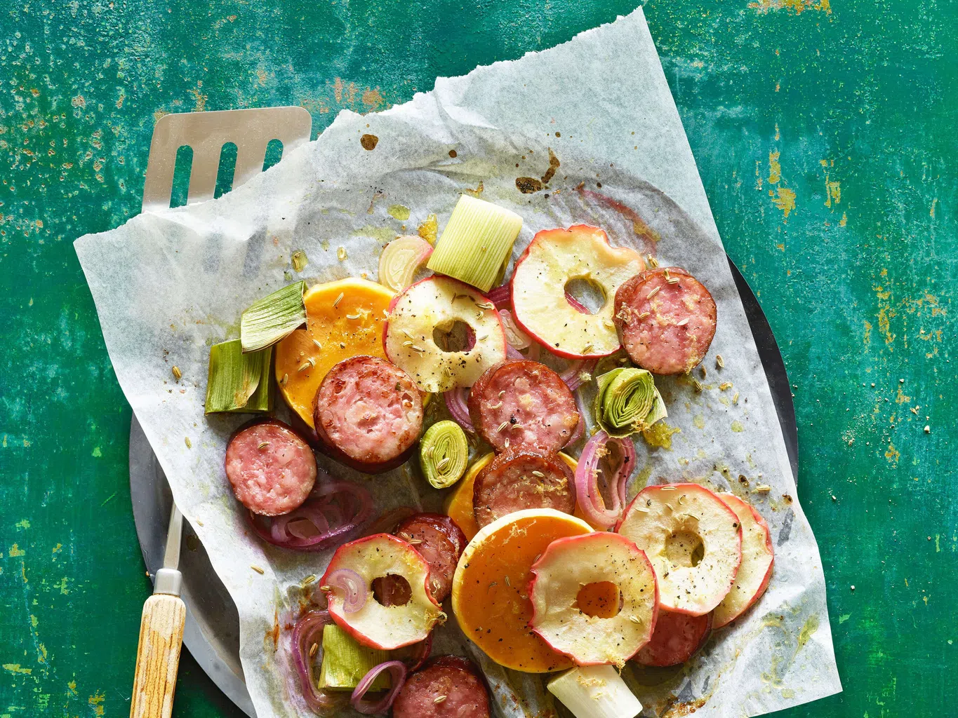 Saucisson mit Blechgemüse