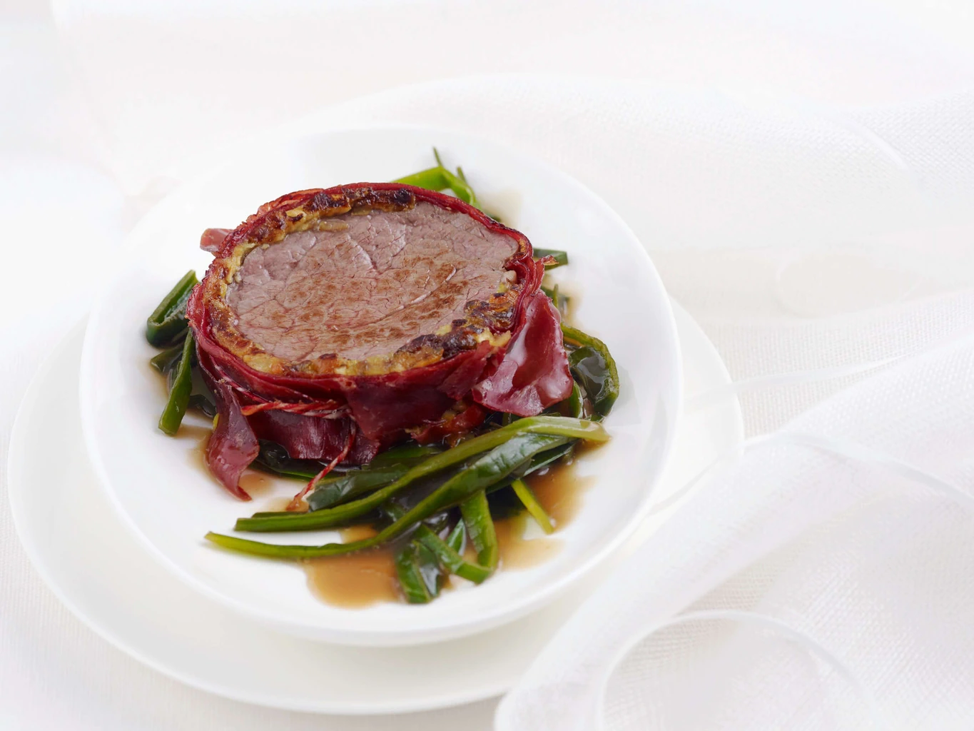 Medaglioni di filetto di manzo con frutta secca