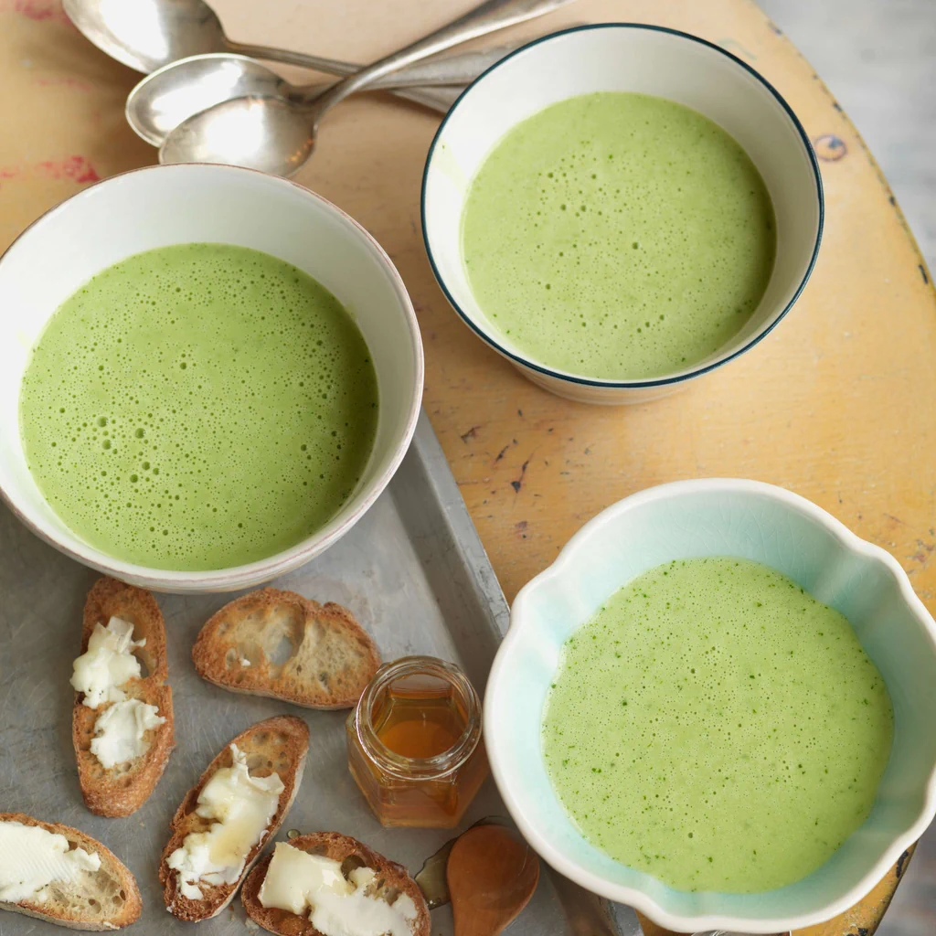 Velouté à l’ail des ours