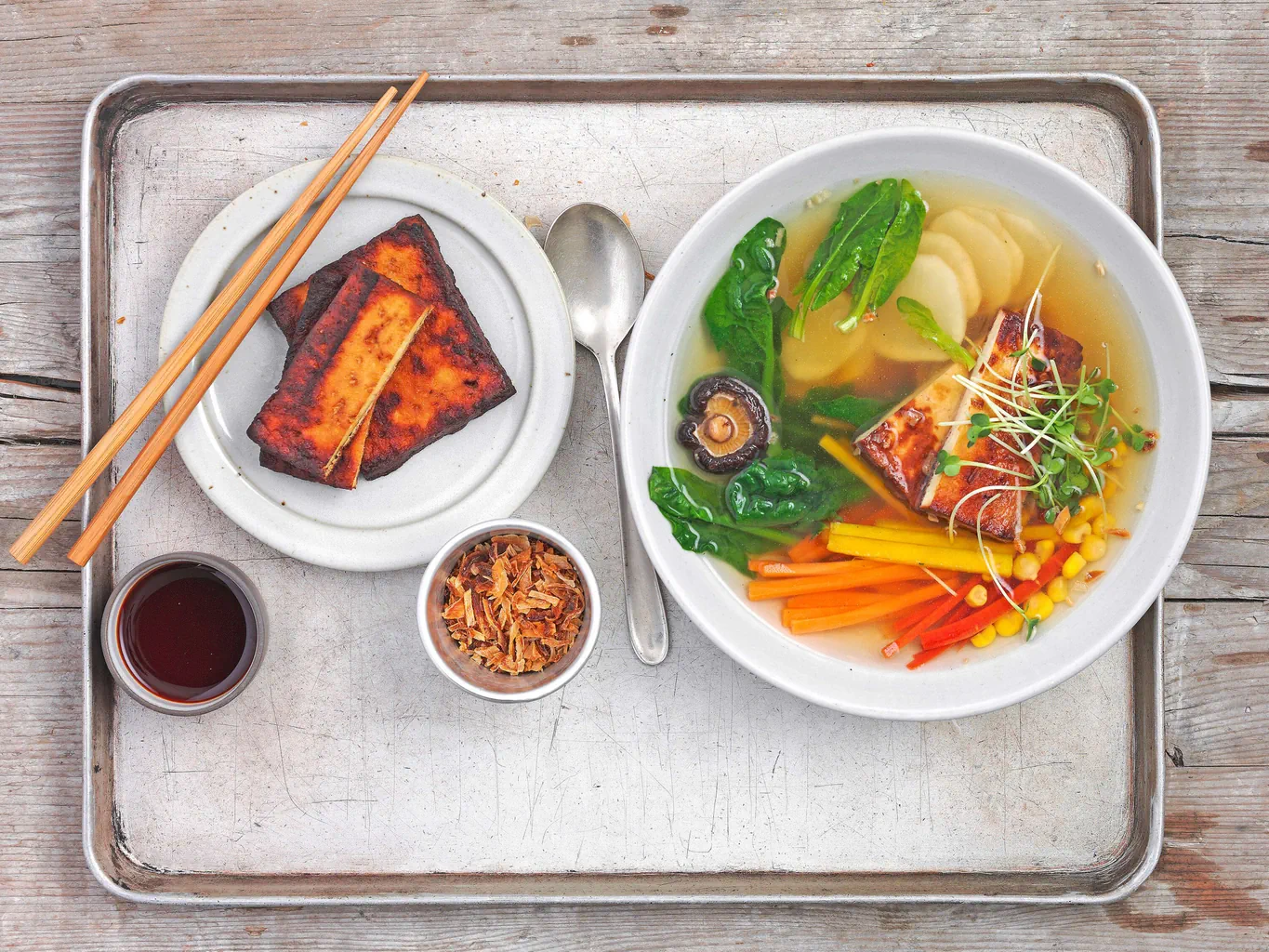 Tofu-Gemüse-Suppe