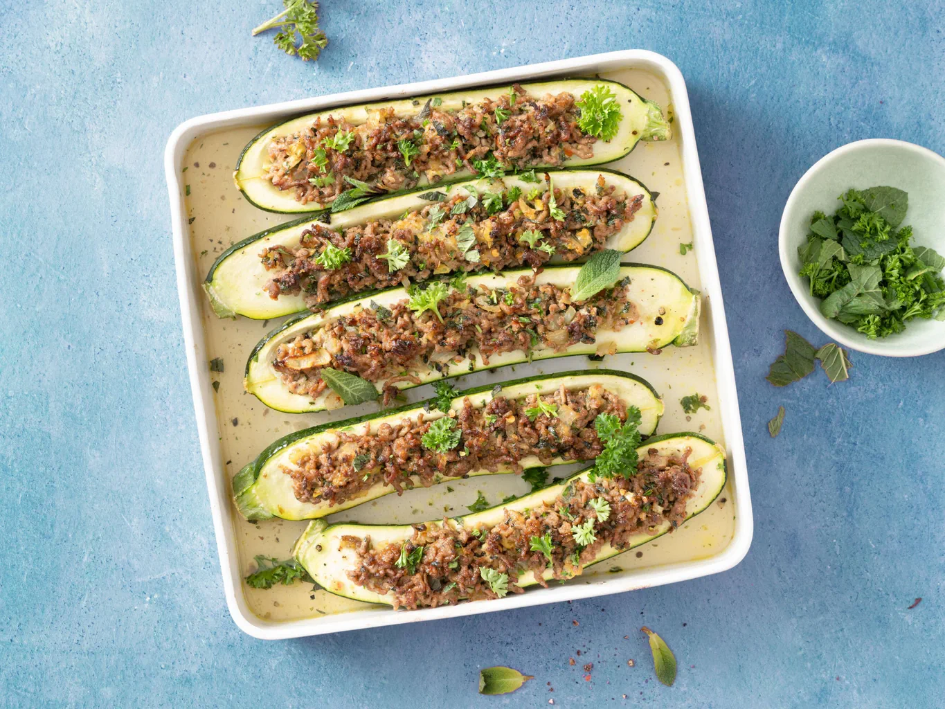 Zucchetti gefüllt mit Hackfleisch