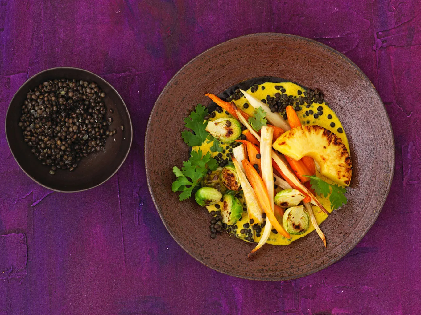 Linsencurry mit Gemüse und Ananas