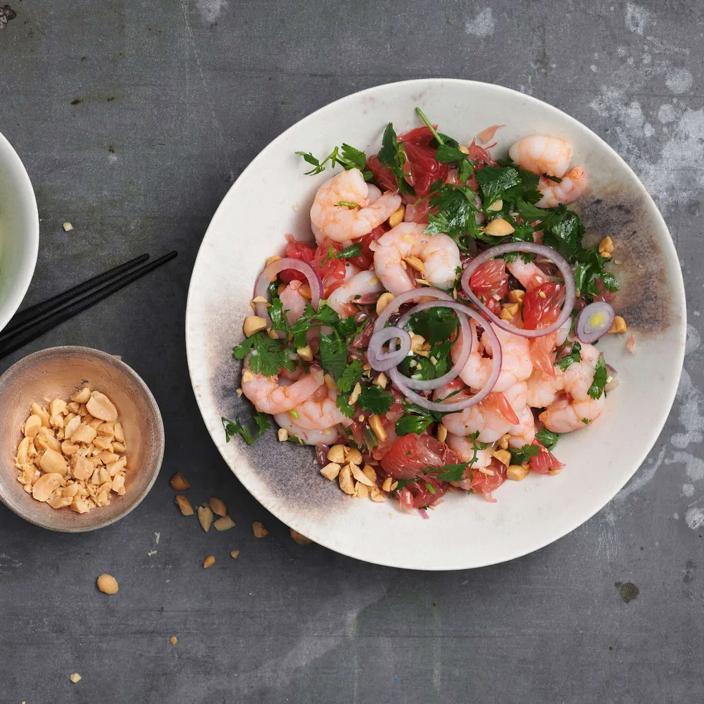 Vietnamesischer Crevettensalat mit Pomelo