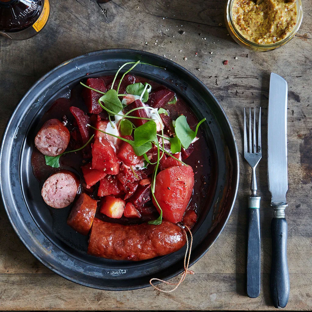 Randen-Kartoffel-Ragout mit Birnen und Wurst