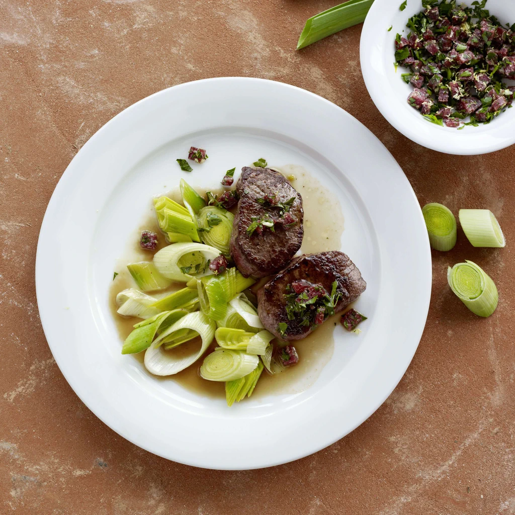 Hirsch-Entrecôte mit Herbstgremolata