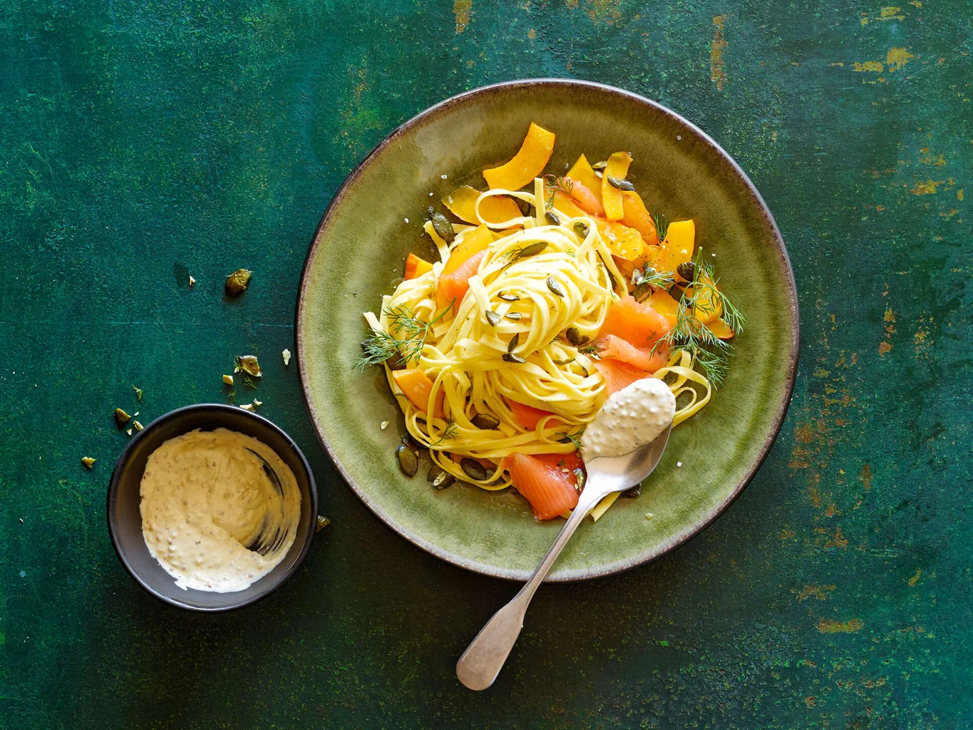 Fettuccine con zucca e salmone affumicato