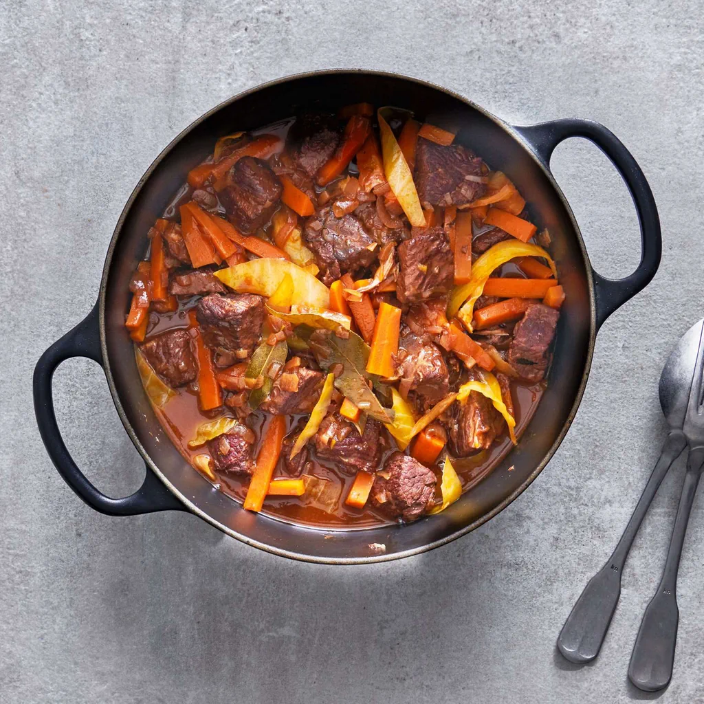 Ragoût de bœuf à la sauce au vin rouge