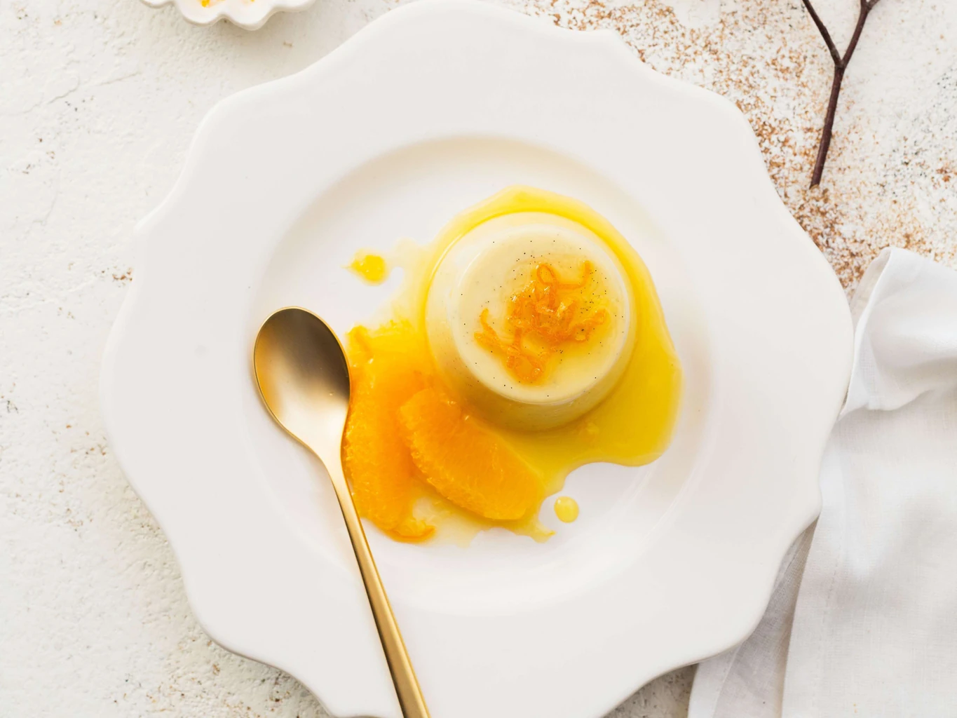 Panna cotta au safran avec oranges