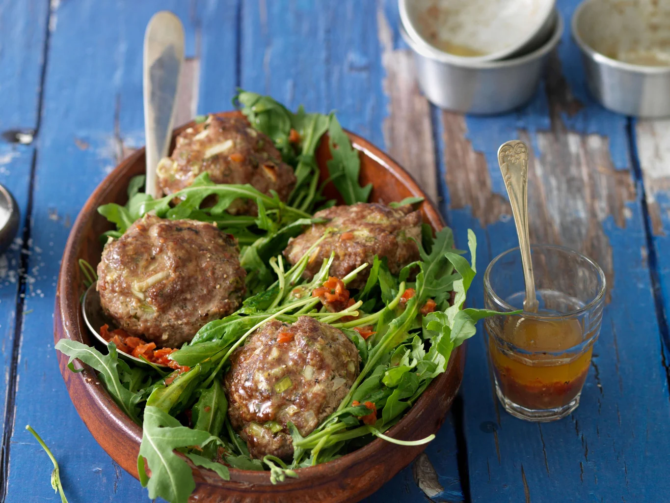 Kleine Hackbraten mit Rucola