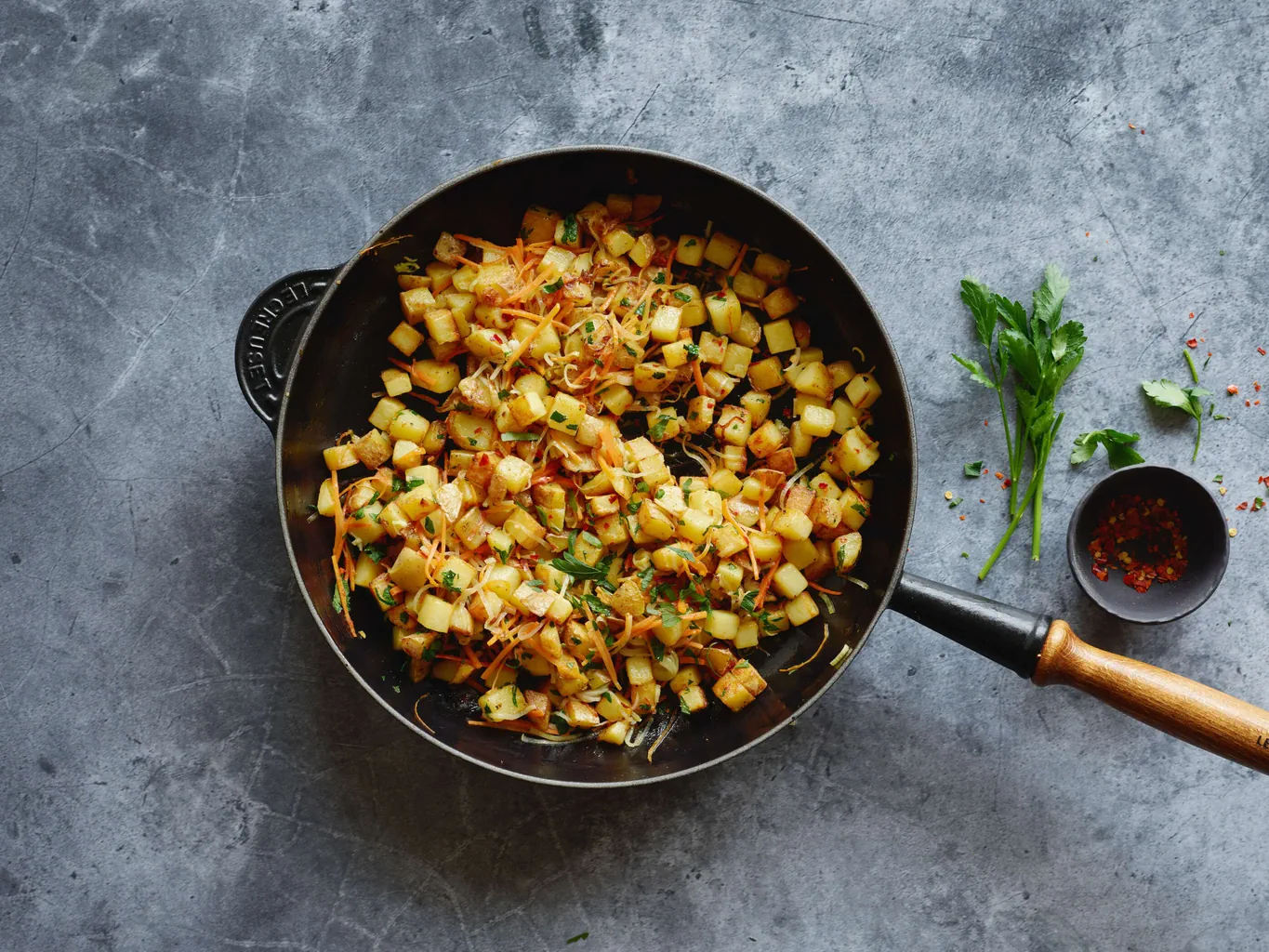 Pommes rissolées mit Gemüse
