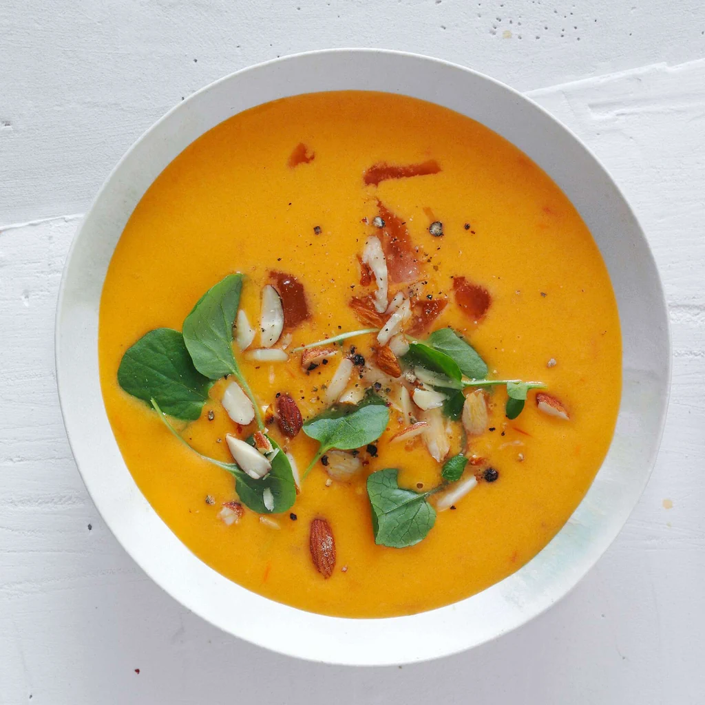 Gazpacho di pomodori e albicocche