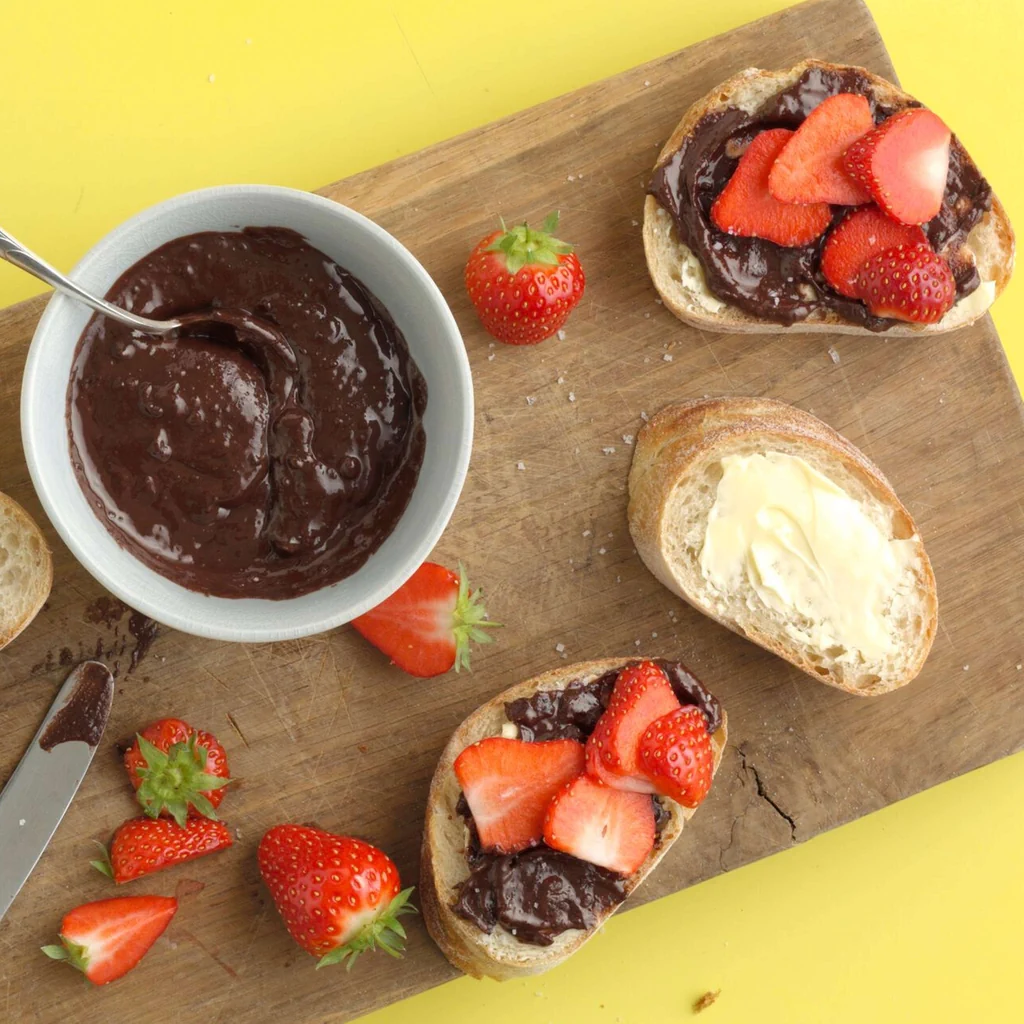 Crema di mandorle al cacao