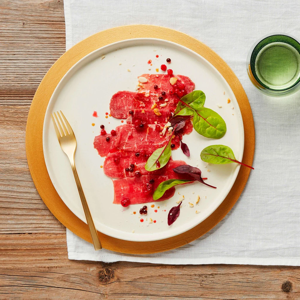 Carpaccio di manzo ai ribes