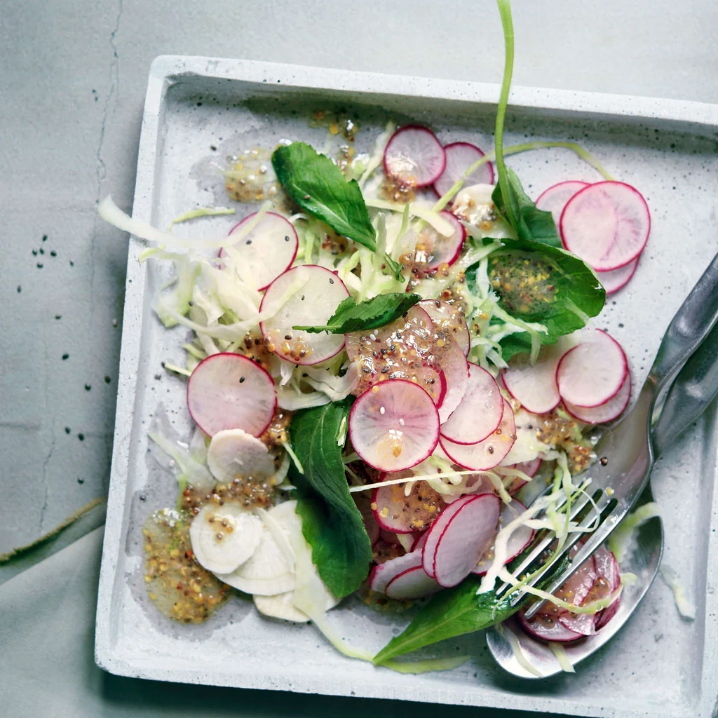 Rohkostsalat mit Radieschen