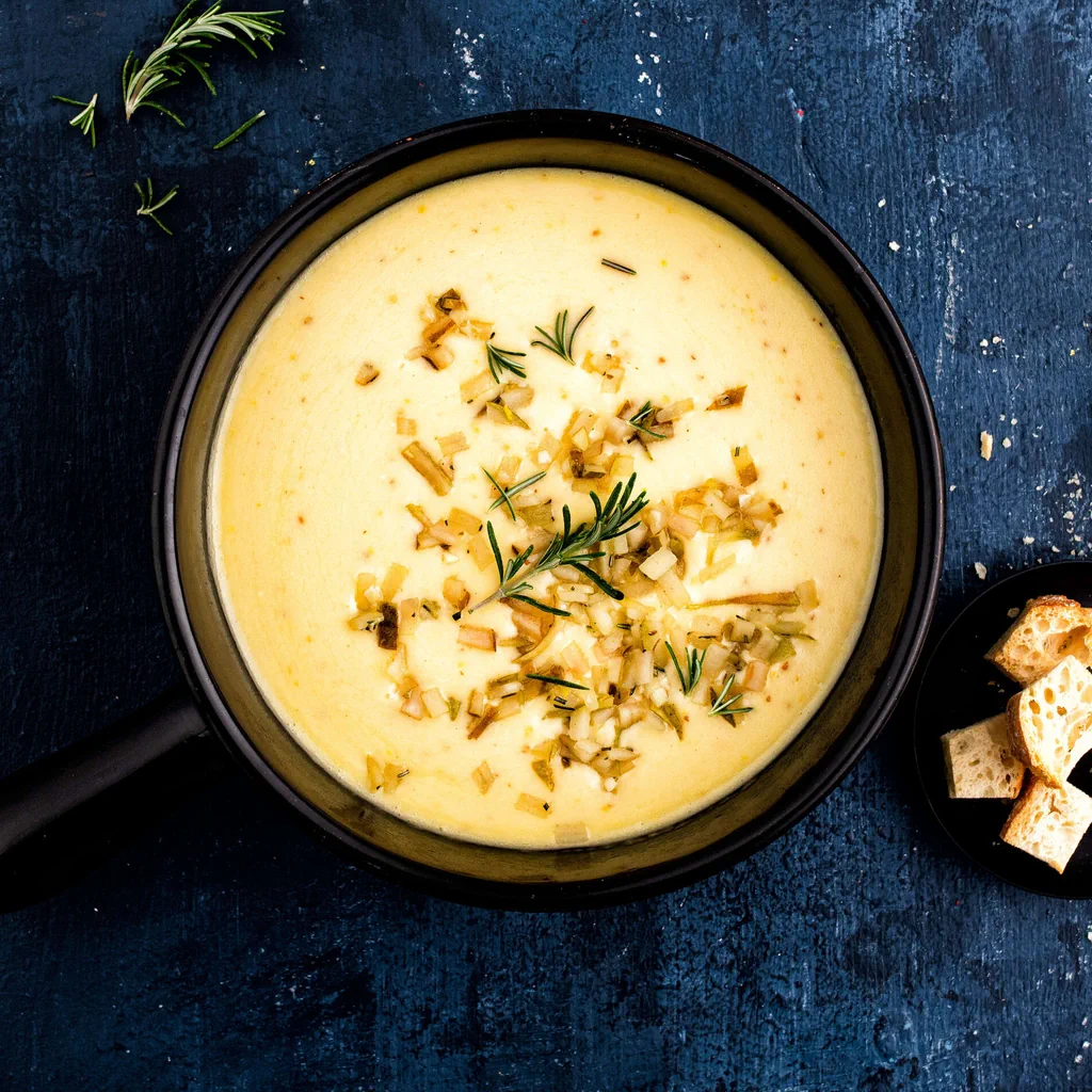 Fondue à la moutarde avec poire