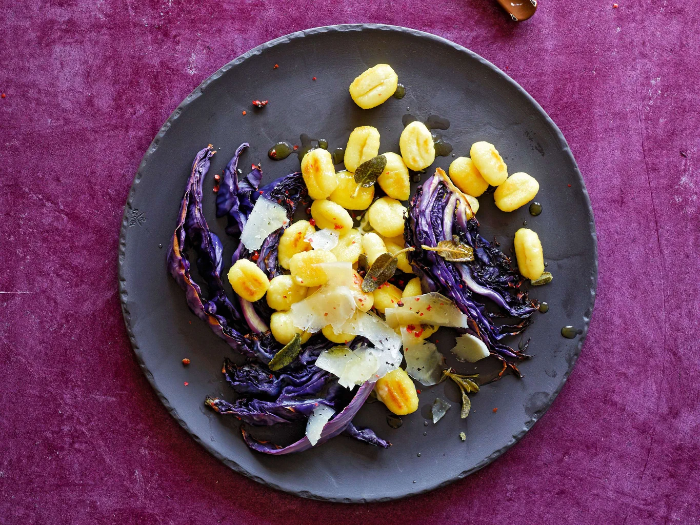 Gnocchi mit geröstetem Rotkohl