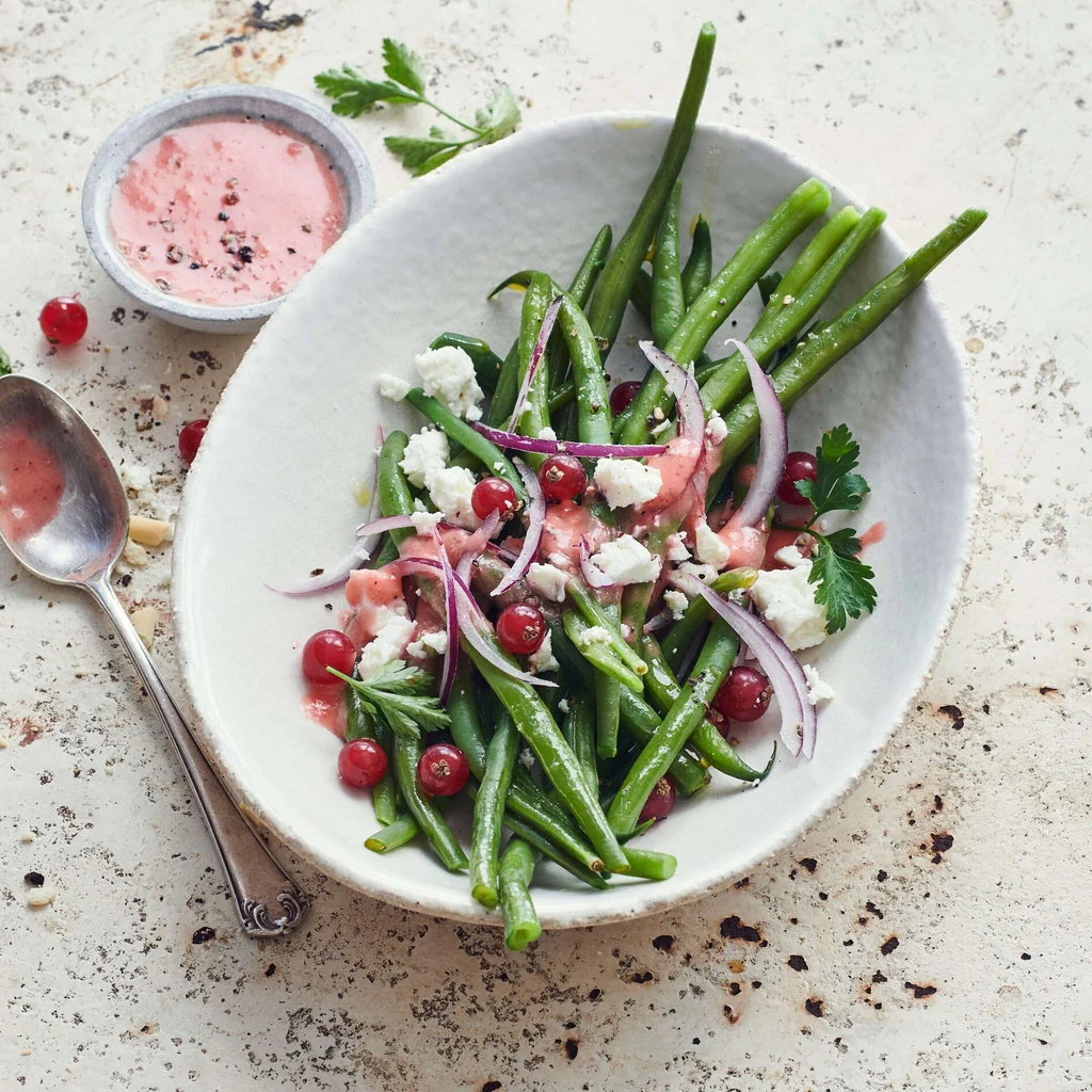 Fagiolini verdi con salsa fruttata e feta