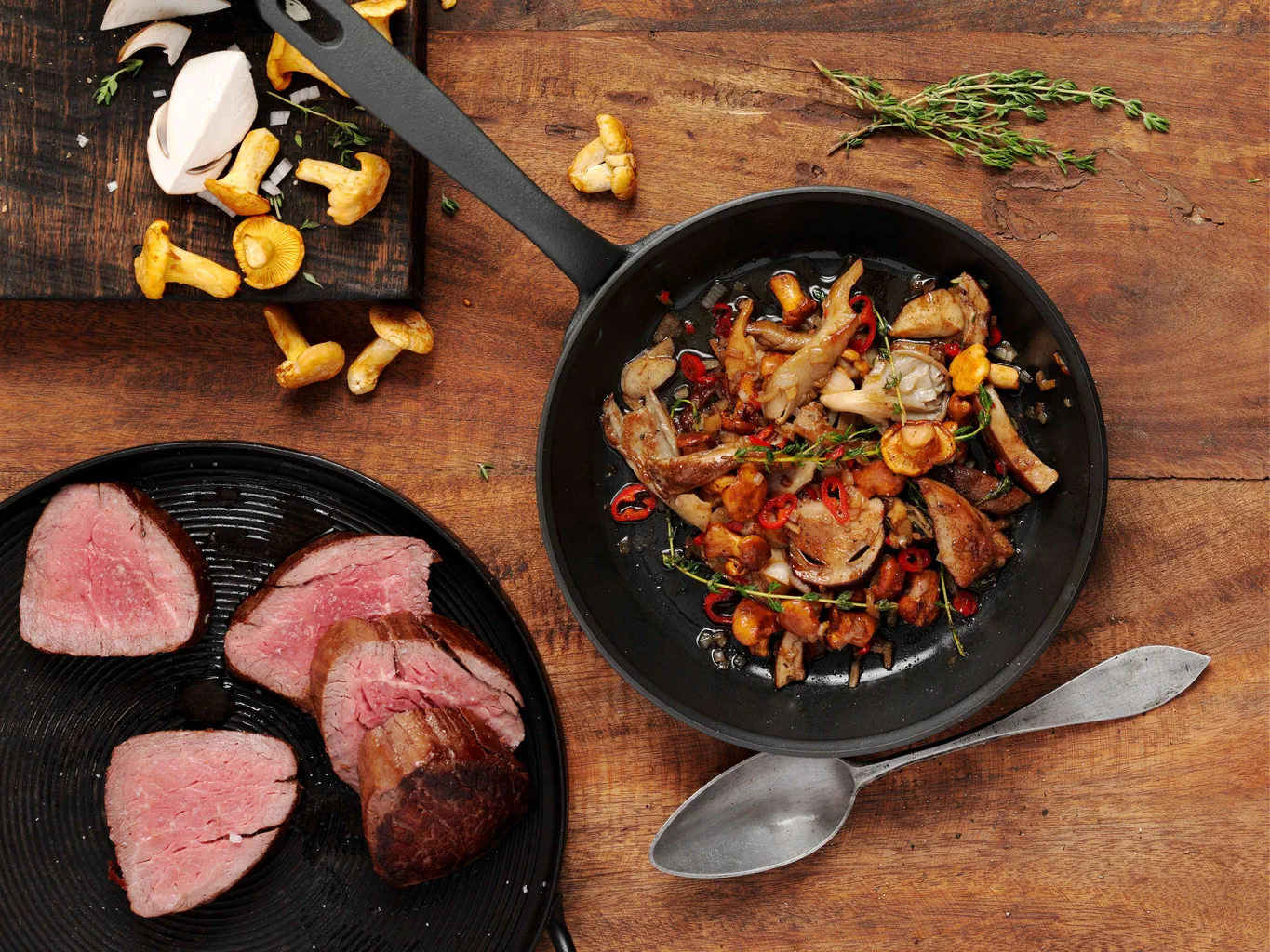Ragoût de champignons avec filet de bœuf