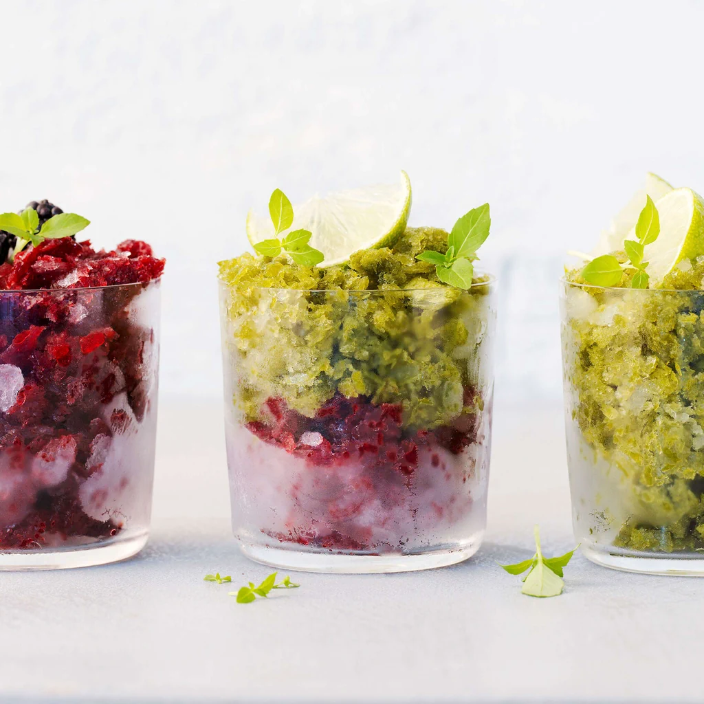 Granita limetta-basilico e granita alle more