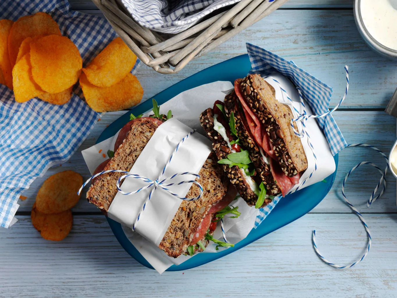 Salami-Rucola-Sandwiches