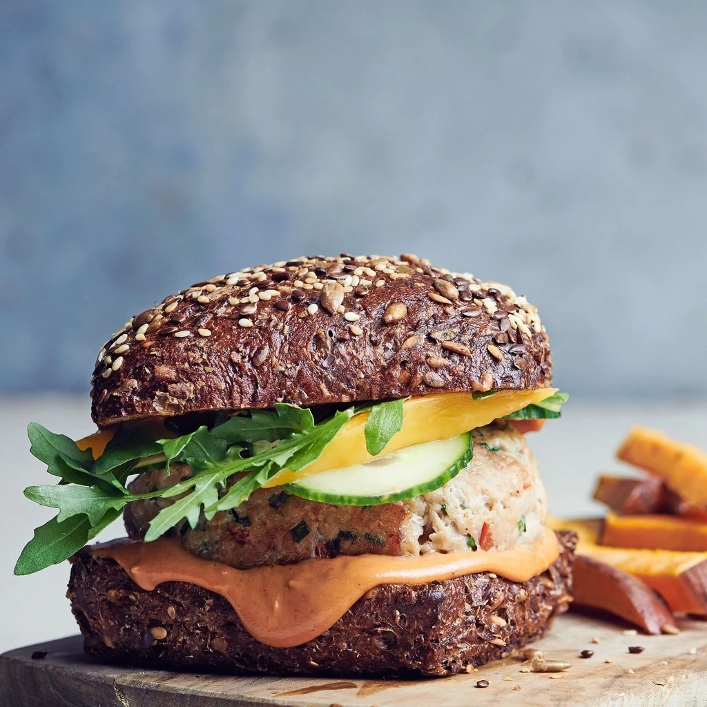 Poulet-Burger mit Mango