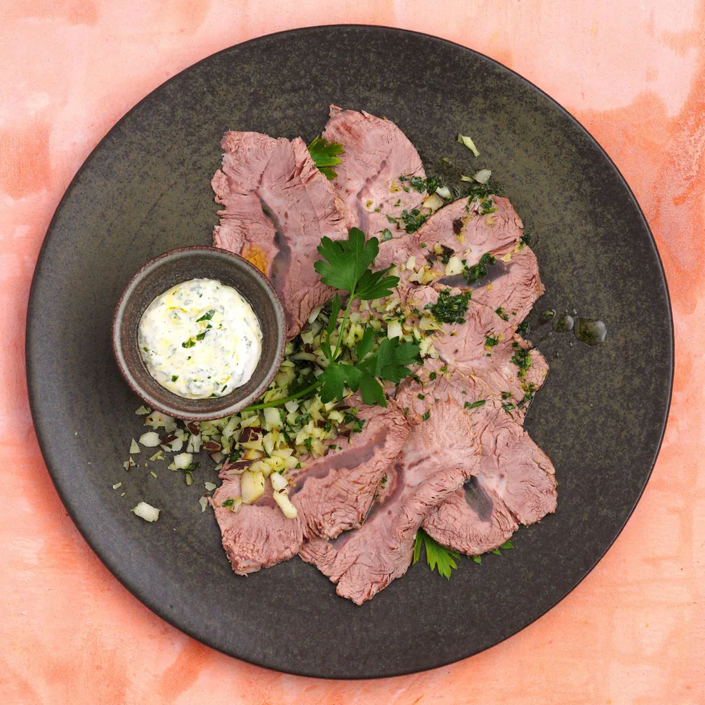 Kaltes Kalbfleisch mit Kokoscrunch